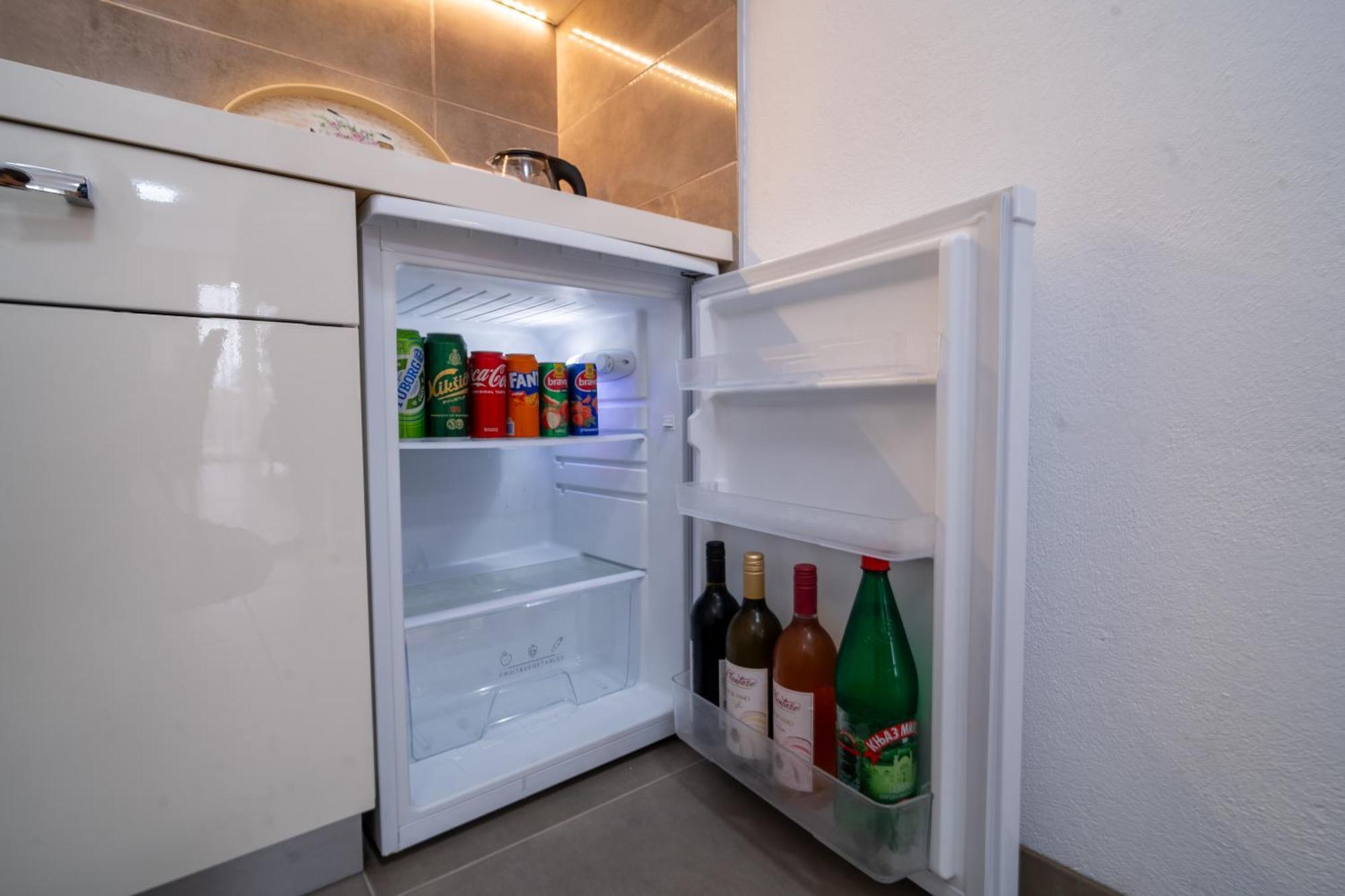 Dane Apartment Airport Podgorica Mitrovici  Eksteriør bilde
